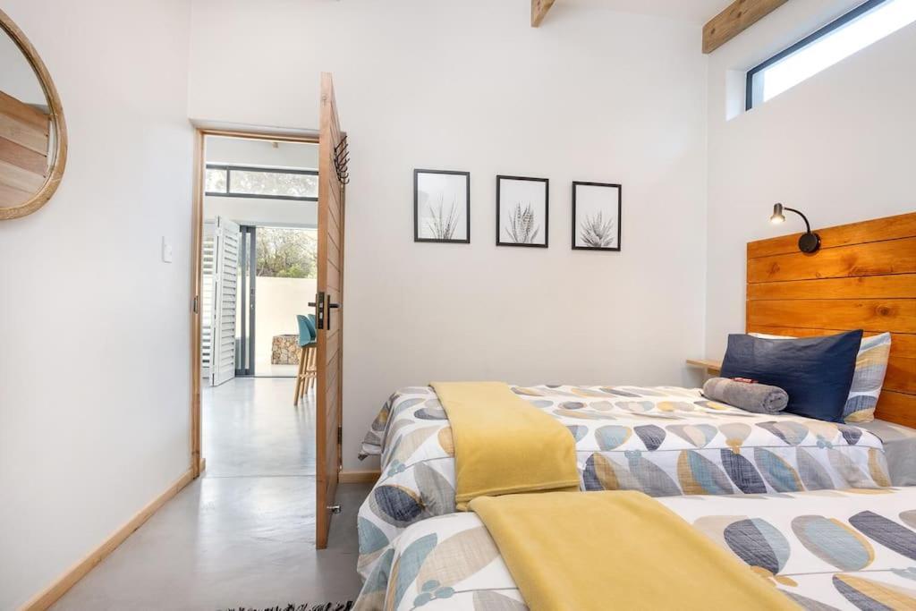 Mountain And Sea Cottage Херманус Екстериор снимка